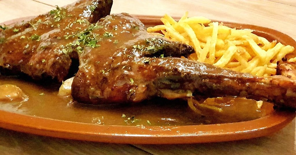 Roasted wild boar in Prado del Rey