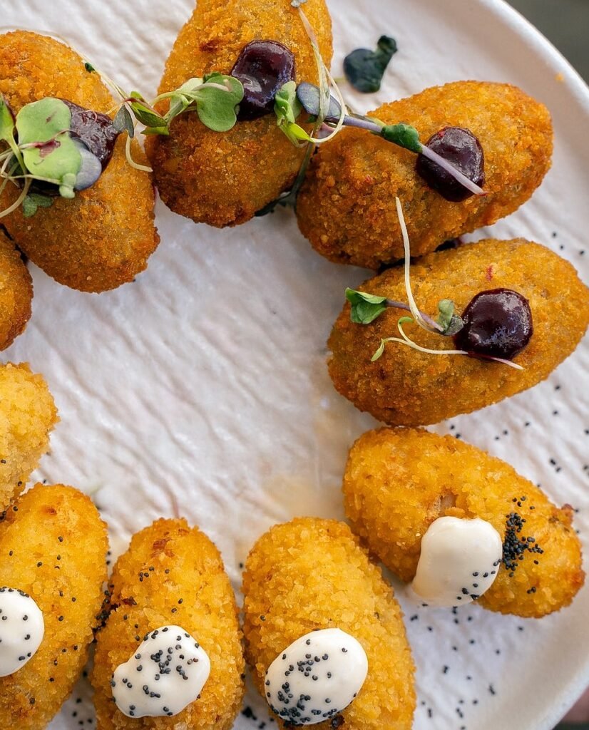 Taberna Almarcén in Cádiz serves fantastic Croquettes